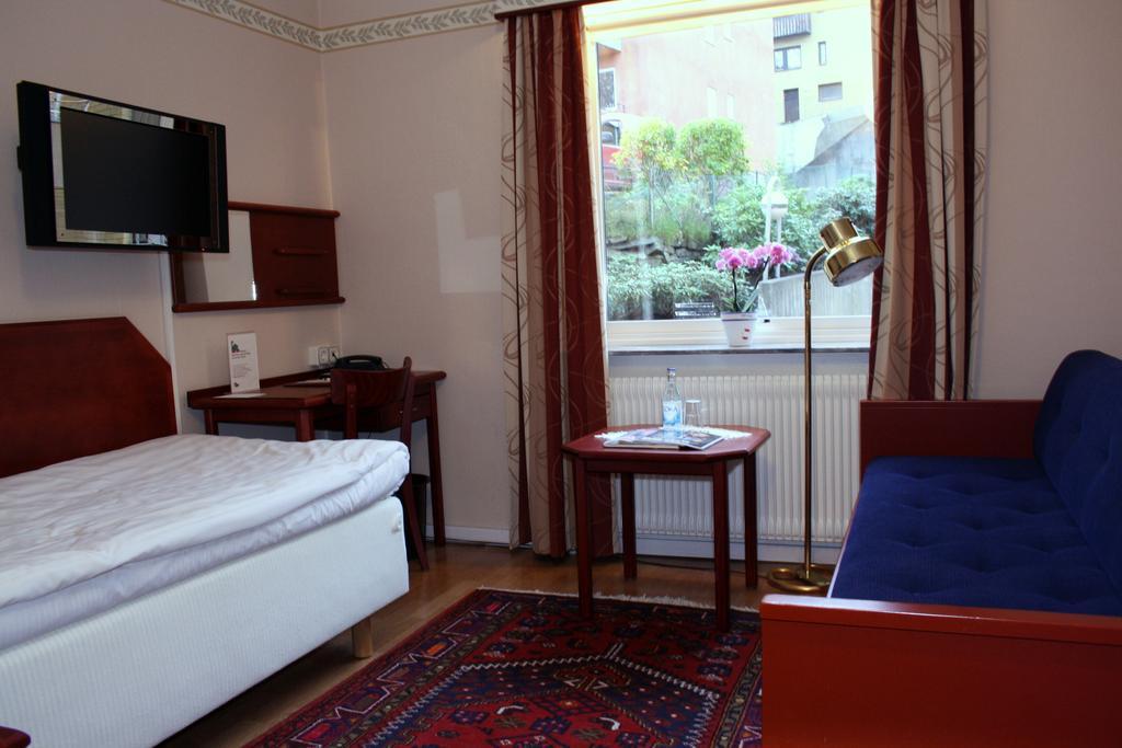 Hotel Oergryte Gothenburg Bagian luar foto